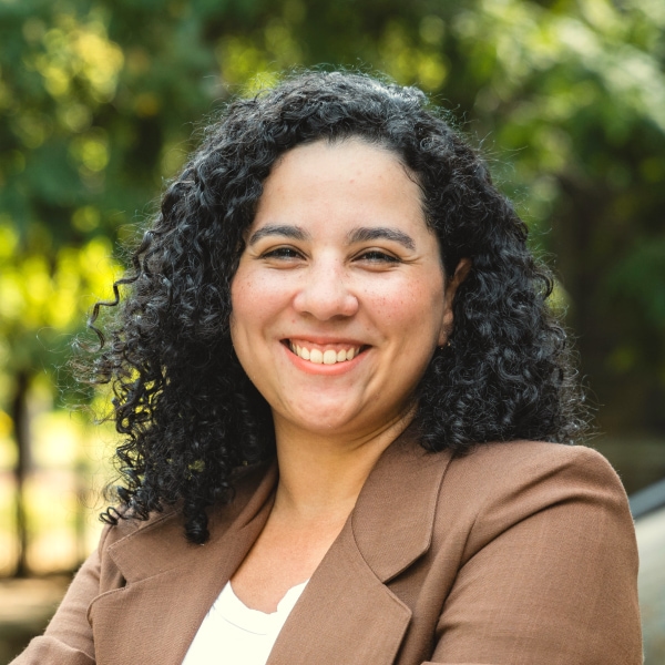 Daniela Fonseca, Chair