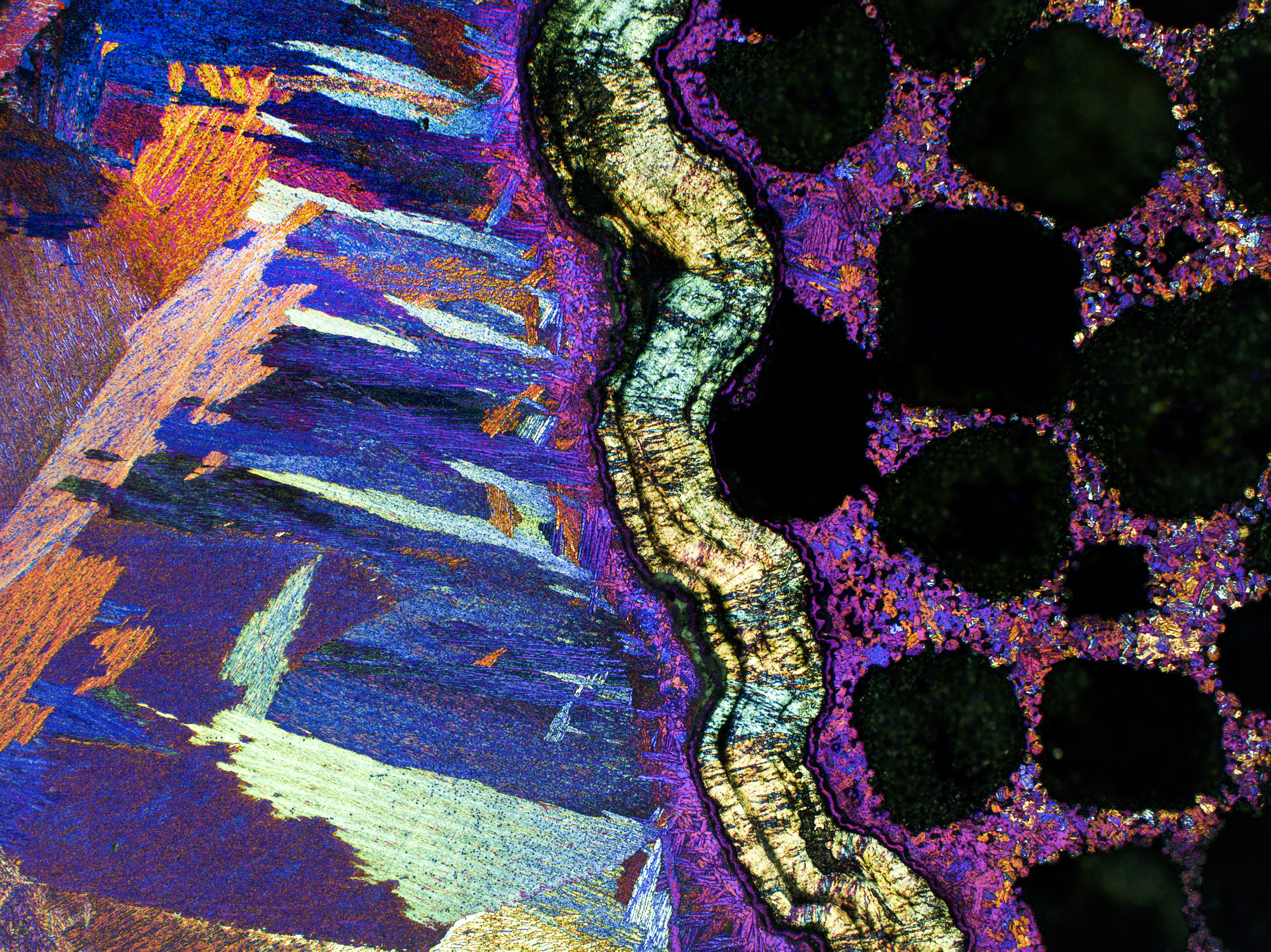 Composite